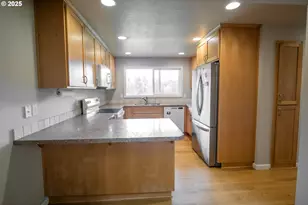 76377 Mosby Creek Rd, Cottage Grove, OR 97424 - Photo 5