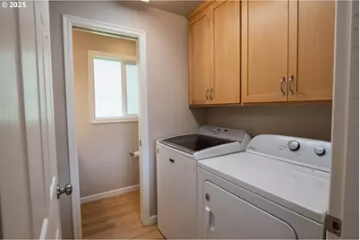 76377 Mosby Creek Rd, Cottage Grove, OR 97424 - Photo 11