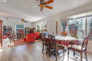 16901 SE Ivon St, Portland, OR 97236 - Photo 9