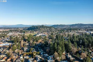 16901 SE Ivon St, Portland, OR 97236 - Photo 47