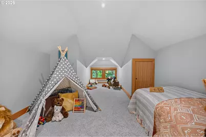 9505 NW Germantown Rd, Portland, OR 97231 - Photo 23