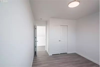 2488 Roll Tide (-2490) Ct, Lebanon, OR 97355 - Photo 21