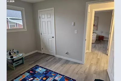 1208 S Pacific Ave, Kelso, WA 98626 - Photo 43