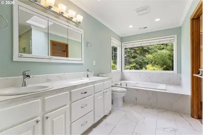 10210 NW Engleman St, Portland, OR 97229 - Photo 19
