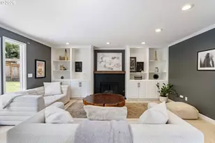 10210 NW Engleman St, Portland, OR 97229 - Photo 13
