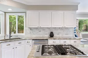 10210 NW Engleman St, Portland, OR 97229 - Photo 7