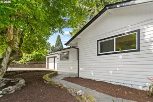 19001 Suncrest Dr, West Linn, OR 97068 - Photo 5