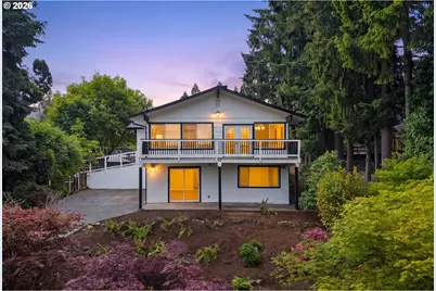 19001 Suncrest Dr, West Linn, OR 97068 - Photo 1