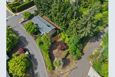 19001 Suncrest Dr, West Linn, OR 97068 - Photo 47