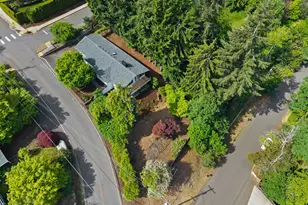 19001 Suncrest Dr, West Linn, OR 97068 - Photo 47