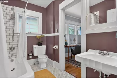 2440 SW Hoffman Ave, Portland, OR 97201 - Photo 23
