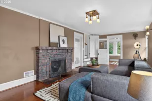 2440 SW Hoffman Ave, Portland, OR 97201 - Photo 31