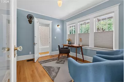2440 SW Hoffman Ave, Portland, OR 97201 - Photo 25