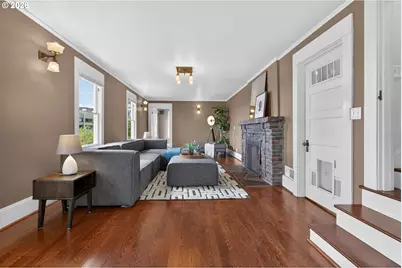 2440 SW Hoffman Ave, Portland, OR 97201 - Photo 29