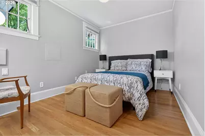 2440 SW Hoffman Ave, Portland, OR 97201 - Photo 27