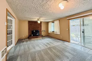 115 Holly Park St, Longview, WA 98632 - Photo 13