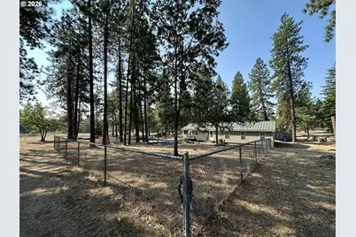 215 E Ponderosa Dr, Goldendale, WA 98620 - Photo 13