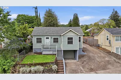 1321 NE Dallas St, Camas, WA 98607 - Photo 3
