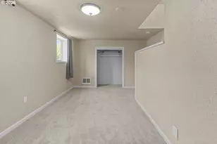 2019 E St, Springfield, OR 97477 - Photo 27
