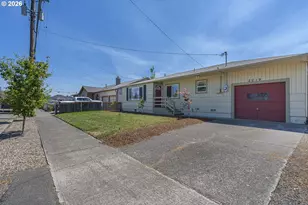 2019 E St, Springfield, OR 97477 - Photo 3