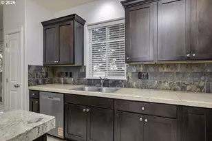 5627 SW 186th Pl, Beaverton, OR 97078 - Photo 11