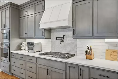 8211 NE 168th Pl, Vancouver, WA 98682 - Photo 9