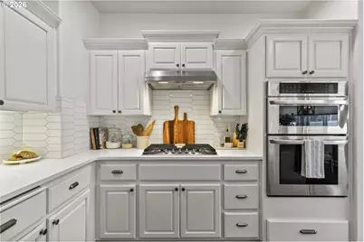 2612 N Joseph St, Cornelius, OR 97113 - Photo 5