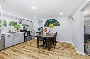 456 Log Cabin St, Independence, OR 97351 - Photo 9