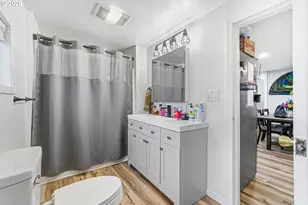 456 Log Cabin St, Independence, OR 97351 - Photo 13