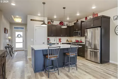 2132 NW McGarey Dr, McMinnville, OR 97128 - Photo 7