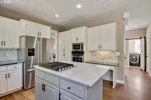 16056 SE Orchard View Ln, Damascus, OR 97089 - Photo 9