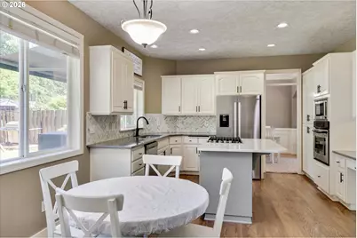 16056 SE Orchard View Ln, Damascus, OR 97089 - Photo 7