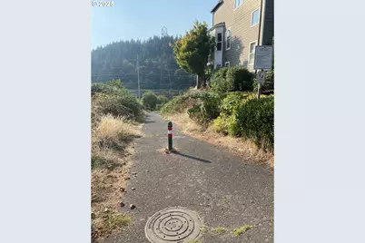 2591 NW 1st Dr, Gresham, OR 97030 - Photo 25