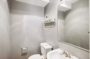 2591 NW 1st Dr, Gresham, OR 97030 - Photo 21