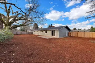 124 E Anchor Ave, Eugene, OR 97404 - Photo 37