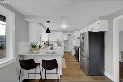 124 E Anchor Ave, Eugene, OR 97404 - Photo 11