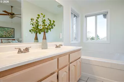 3841 NE 149th Ave, Portland, OR 97230 - Photo 21