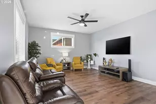 1228 I St, Washougal, WA 98671 - Photo 17