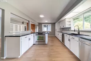 60 Seagrove Pl, Lincoln City, OR 97367 - Photo 9