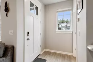 4023 SE Century Blvd, Hillsboro, OR 97123 - Photo 3