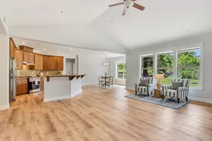 35650 Montrose Ct, Astoria, OR 97103 - Photo 9
