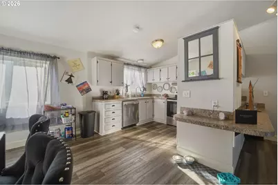 34191 El Roble Ave, Eugene, OR 97405 - Photo 13