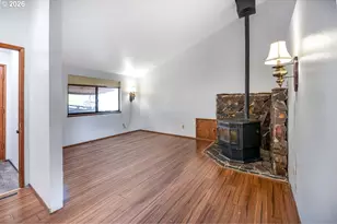 1783 Graham Dr, Eugene, OR 97405 - Photo 13