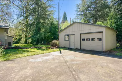 41536 McKenzie Hwy, Springfield, OR 97478 - Photo 43