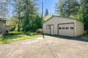 41536 McKenzie Hwy, Springfield, OR 97478 - Photo 43