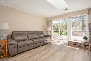 41536 McKenzie Hwy, Springfield, OR 97478 - Photo 9