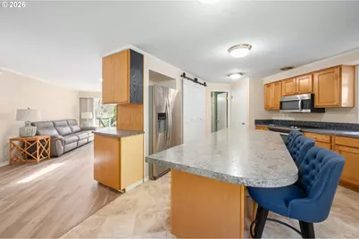 41536 McKenzie Hwy, Springfield, OR 97478 - Photo 13