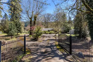 41536 McKenzie Hwy, Springfield, OR 97478 - Photo 3