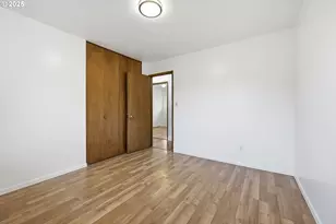 2555 NE 146th Dr, Portland, OR 97230 - Photo 21