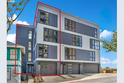 321 S Prom #C, Seaside, OR 97138 - Photo 1